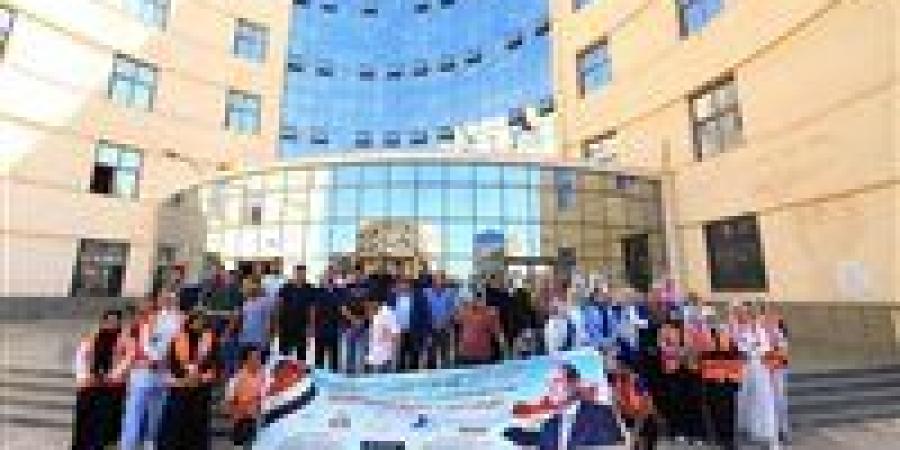 جامعة القاهرة تطلق قافلة طبية توعوية شاملة لقرية أبو بدوي