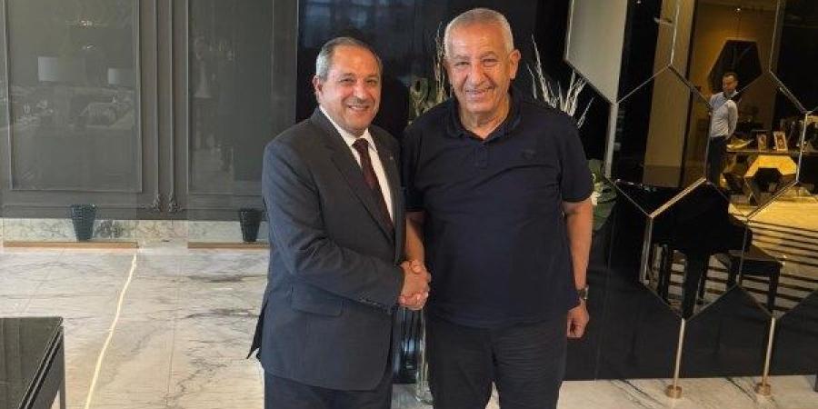 في بيان رسمي.. كامل أبو علي يتراجع عن استقالته من رئاسة المصري البورسعيدي
