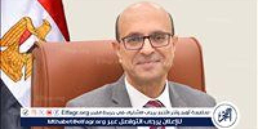 رئيس جامعة أسيوط يصدر قرارًا بتجديد تكليف الدكتورة مديحة درويش منسقًا عامًا للأنشطة الطلابية