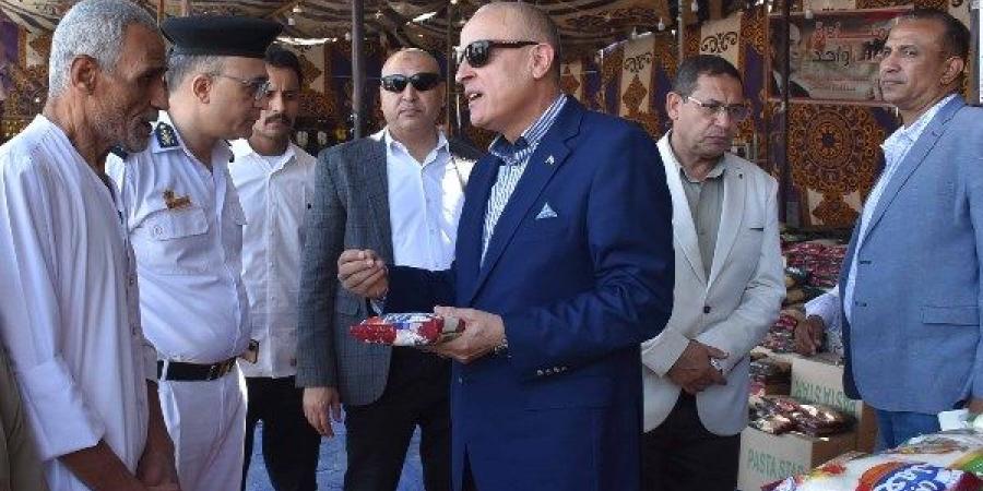 محافظ الأقصر يوجه بضبط أسعار السلع