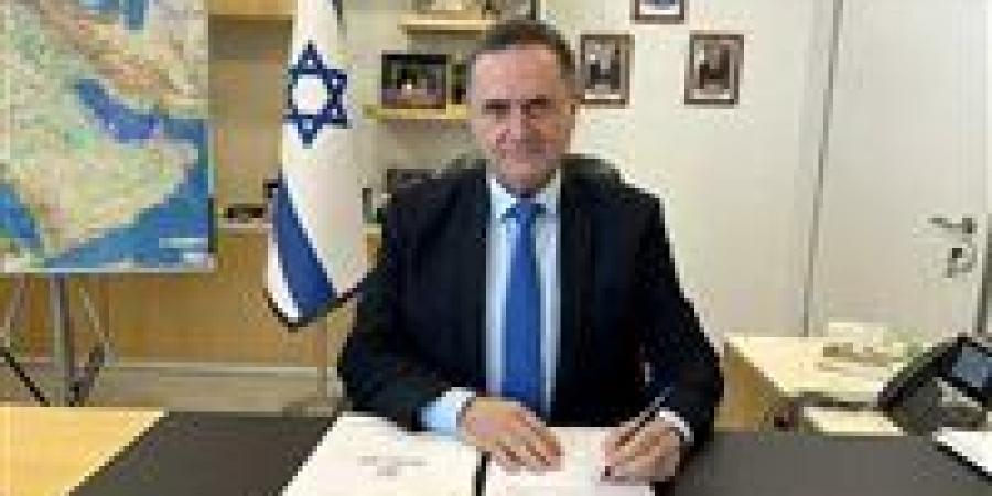 وزير دفاع الاحتلال يهاجم ماكرون: اعترافكم بفلسطين مجرد ورق يلقى بمزبلة التاريخ