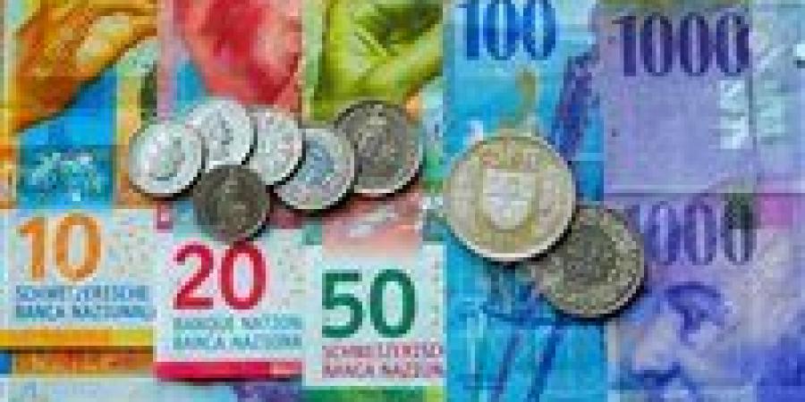 تراجع الفرنك السويسري.. متوسط أسعار العملات الأجنبية أمام الجنيه اليوم الجمعة 30-5-2025