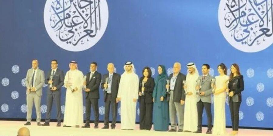 «مصطفى بكري» يهنئ «الأهرام العربي» لفوزها بجائزة الصحافة العربية للمرة الخامسة