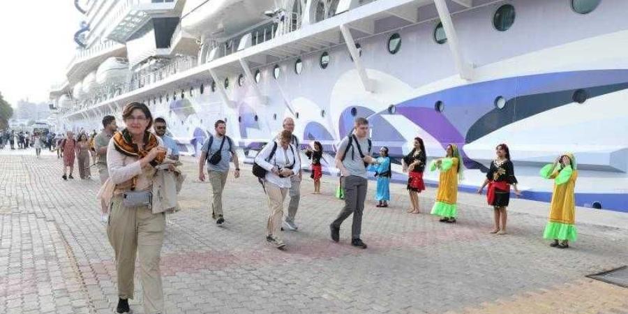 ميناء الإسكندرية يستقبل السفينة السياحية العملاقة ”Norwegian Viva”