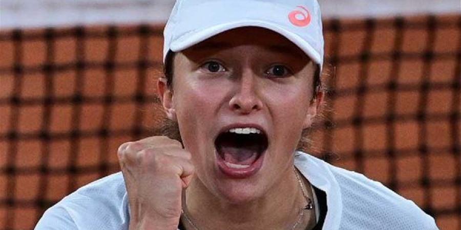 شفيونتيك تواصل مسيرتها بنجاح في بطولة "رولان جاروس" وتبلغ دور الستة عشر