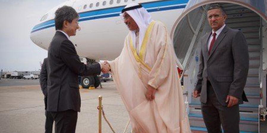 ولي العهد الكويتي يصل إلى مطار كانساي الدولي بمدينة أوساكا اليابانية