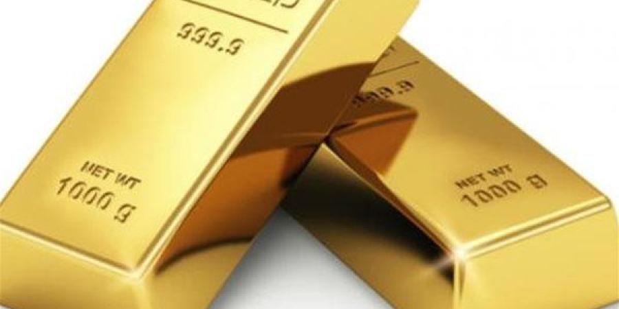 0.6% انخفاضا في أسعار الذهب عالميا ليسجل أدنى مستوى عند 3287 دولارا للأونصة