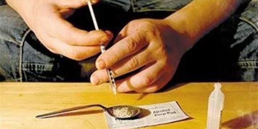 حملات أمنية بأسوان ودمياط لضبط تجار الكيف والهاربين من تنفيذ الأحكام