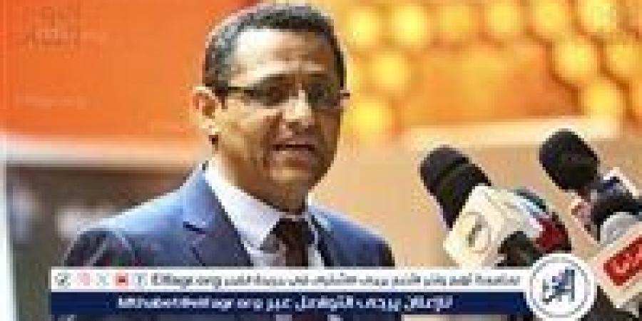 نقيب الصحفيين يعبّر عن انزعاجه من صدور حكم بالحبس ضد الكاتب الصحفي محمد الباز