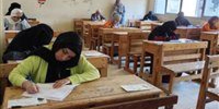 100 ألف طالب بالقسم الأدبي يؤدّون أول امتحاناتهم بالشهادة الثانوية الأزهرية