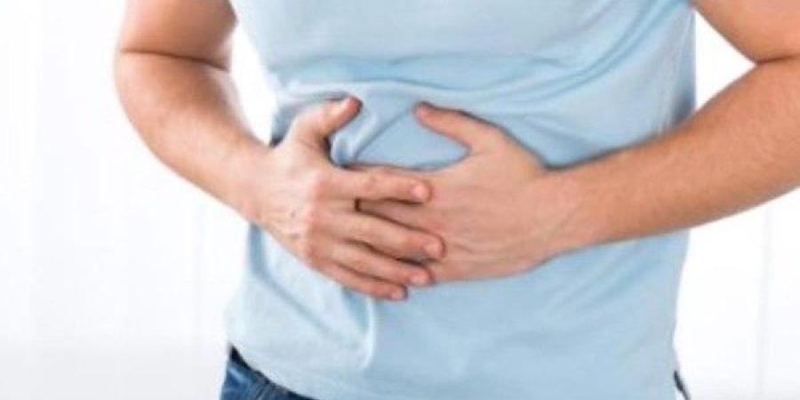 تجنبه خلال العيد.. الإفراط في هذا النوع من اللب يصيبك بالإسهال