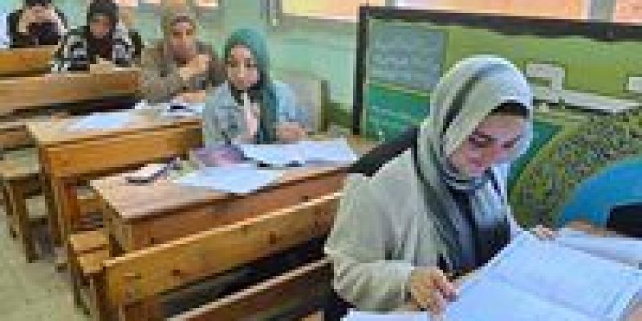 أولياء امور مصر ترصد مستوى امتحانات الشهادة الإعدادية اليوم