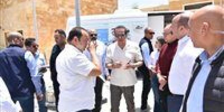 وزير الصحة يتفقد مستشفى الحمام المركزي بمحافظة مطروح