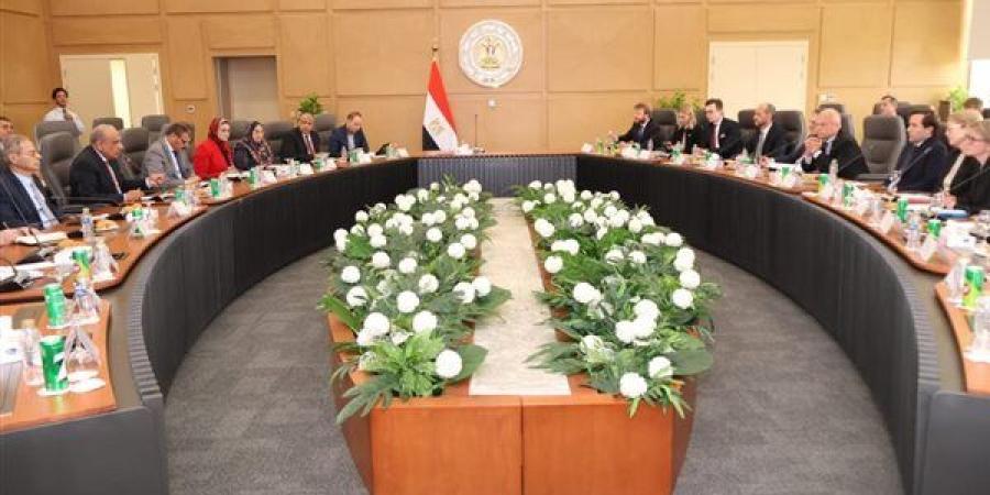 مصر تفتح ذراعيها للاستثمار السويدي.. فرص تعاون غير مسبوقة في المجالات دي