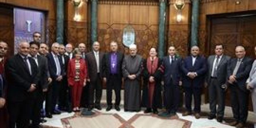 شيخ الأزهر يستقبل رئيس الطائفة الإنجيليَّة للتهنئة بعيد الأضحى المبارك