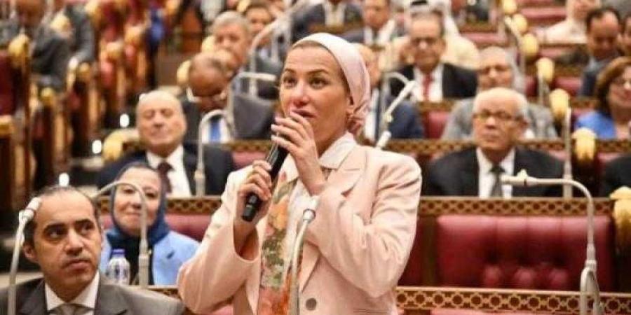 وزيرة البيئة تناقش الآثر التشريعي لقانون المحميات الطبيعية... وتستعرض جهود الدولة في التكيف مع آثار تغير المناخ