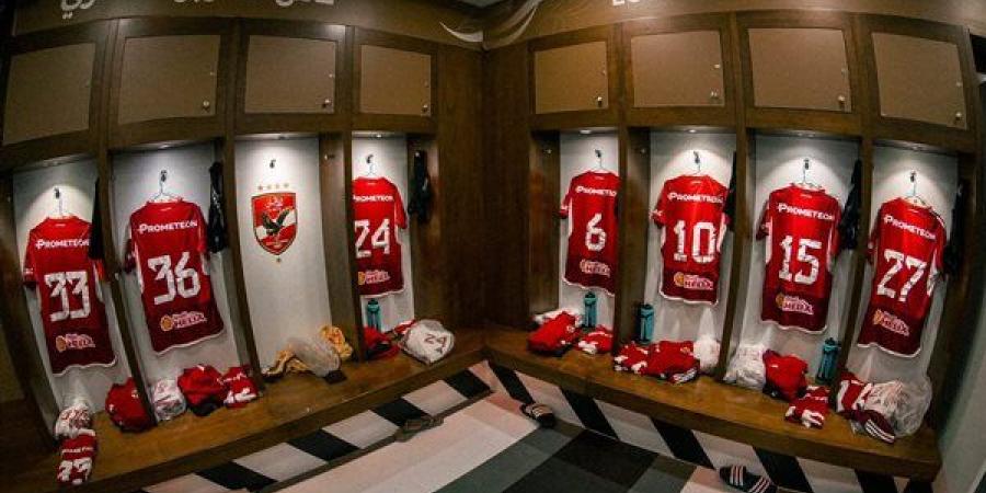 إعلانات لاعبي الأهلي مستمرة قبل السفر إلى أمريكا