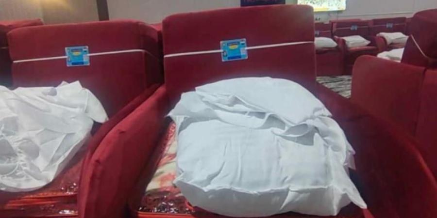 ”الكارت الذكي” يرشد الحجاج المصريين في منى وعرفات… وتنظيم محكم يضمن الراحة والسلامة