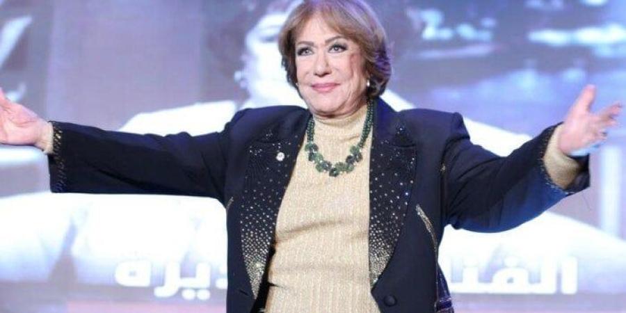 من خارج الوسط الفني.. قصة أول زواج في حياة الفنانة سميحة أيوب