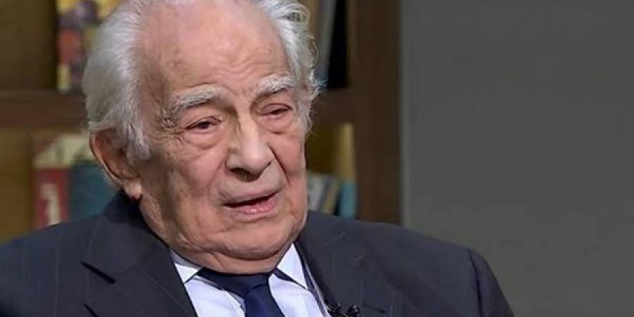 رشوان توفيق ينعي سميحة أيوب:"موهبتها خارقة.. وكانت ملكة المسرح العربي"