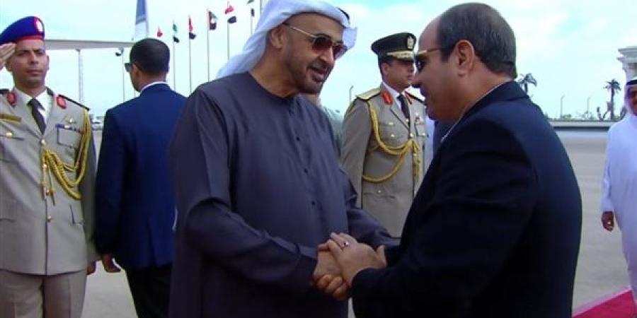 بن زايد يشيد بالجهود المصرية للتوصل لاتفاق لوقف إطلاق النار وحماية أهالي غزة