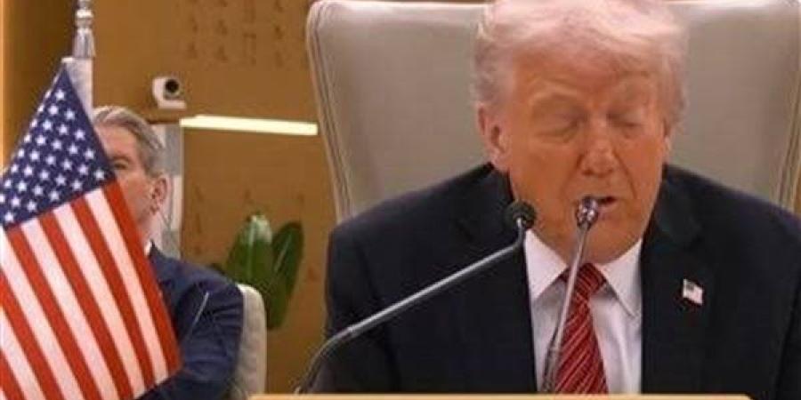 ترامب: انتهيت من محادثة مع الرئيس بوتين استغرقت ساعة وربع تقريبا