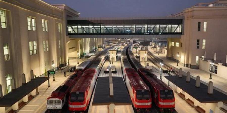 السكة الحديد: تشغيل أربعة قطارات إضافية على خط القاهرة/ أسوان