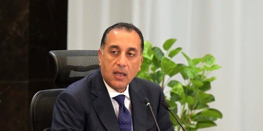 بعد قليل .. رئيس الوزراء يشهد إطلاق خدمات الجيل الخامس للمحمول من الأهرامات