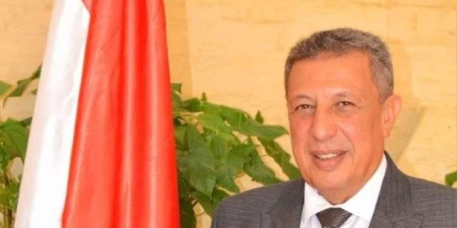 مدير تعليم البحيرة يشكر جهود العاملين في ختام امتحانات الشهادة الإعدادية