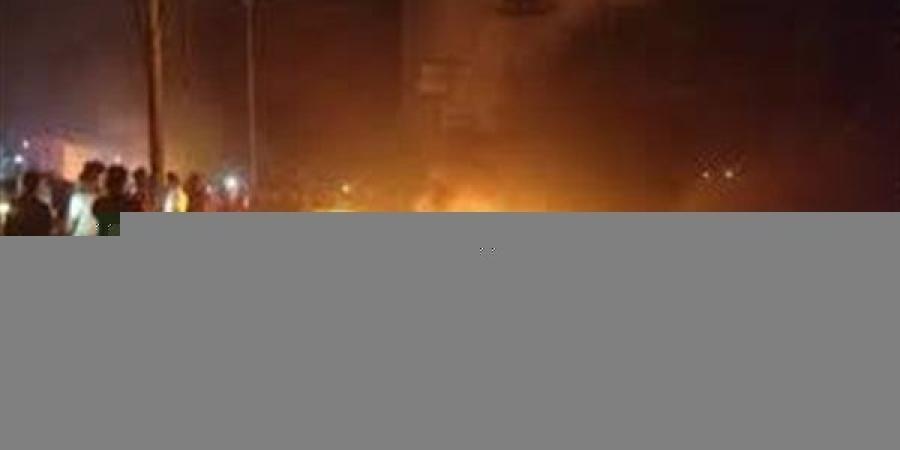 مقتل وإصابة العشرات بانفجار قنبلة يدوية داخل مسجد في البيضاء وسط اليمن