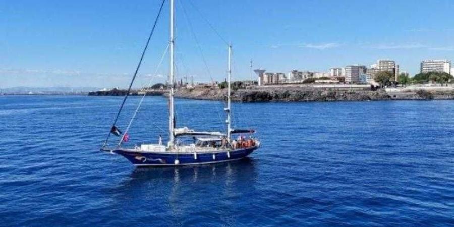 أول نبأ عاجل من نشطاء مادلين بعد حشد الاحتلال لإعتراضها وطلب مهم للعالم