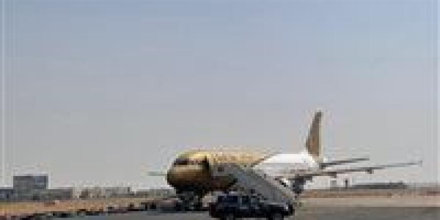 إنذار قنبلة يستنفر أمن مطار الكويت الدولي: تفتيش طائرة بحرينية وتطمينات رسمية