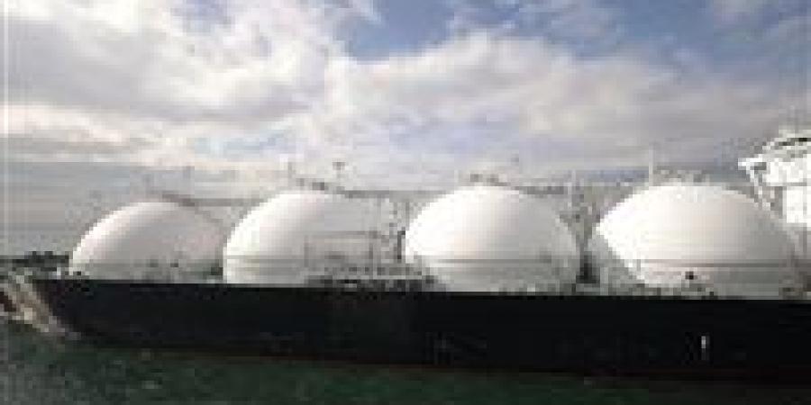 مصر تقترب من توقيع اتفاقيات لاستيراد 160 شحنة غاز مسال حتى منتصف 2026 من 6 شركات عالمية