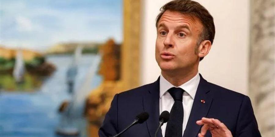 ماكرون يطلب إعادة مواطنيه الـ 6 الذين كانوا على ...