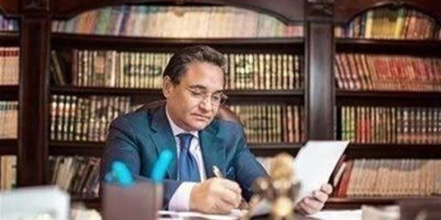 عبد الرحيم علي ينعى عم الزميل علي عبد المعتمد