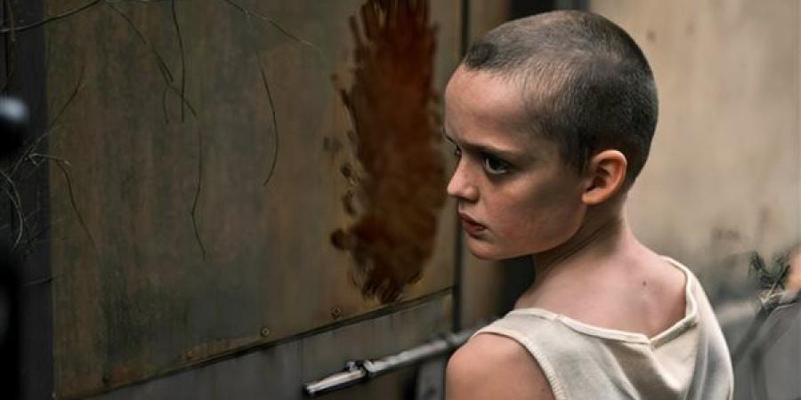 فيلم Bring Her Back يثير الجدل قبل عرضه بسبب طقوس البعث الغامضة