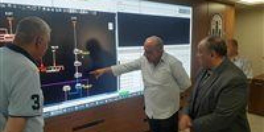 وزير الكهرباء يتابع مؤشرات الزيادة في الطلب على الطاقة وارتفاع الأحمال