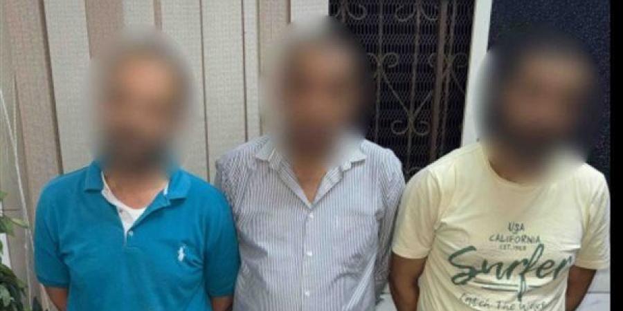 القبض على 3 أشخاص بالقاهرة لاحتجاز كهربائي وإجباره على توقيع إيصالات أمانة