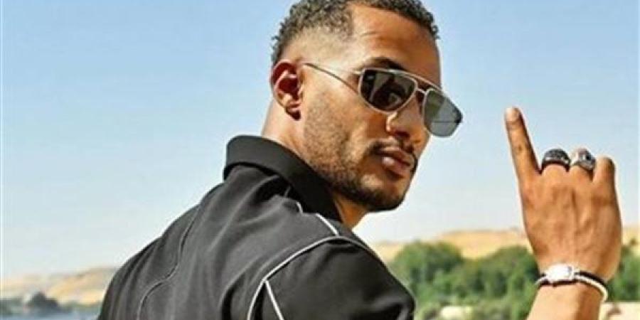 محمد رمضان يروج لأحدث أغانية "أنا أنت"