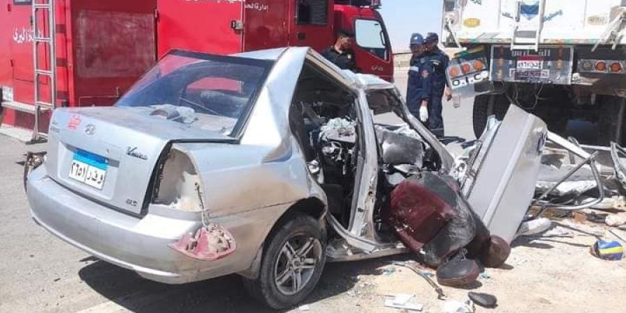 مصرع وإصابة 4 أشخاص إثر حادث تصادم سيارتين فى عين شمس