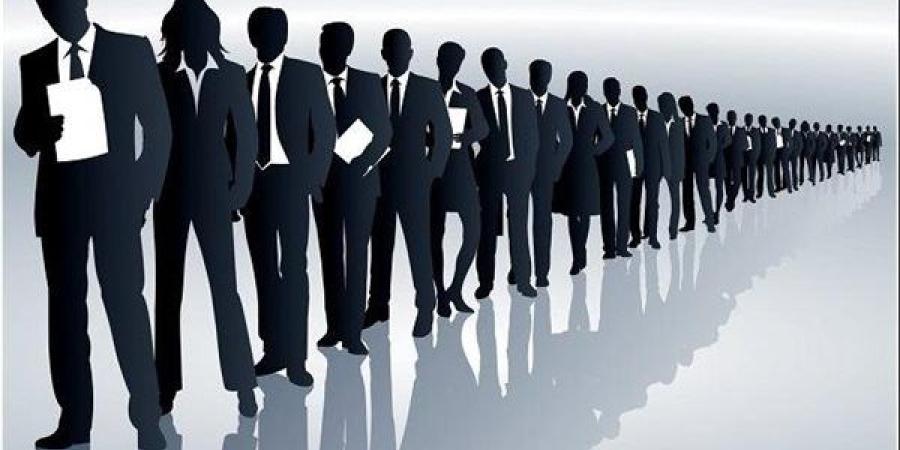 بريطانيا: ارتفاع البطالة يعزز الضغوط على بنك إنجلترا لمواصلة خفض الفائدة