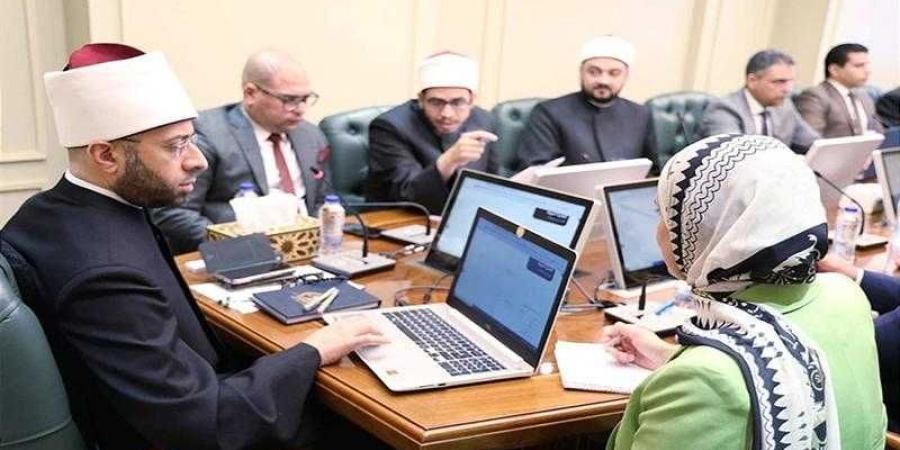وزير الأوقاف يعقد اجتماعًا موسعًا لمتابعة الاستعدادات النهائية لإطلاق المنصة الرقمية للوزارة