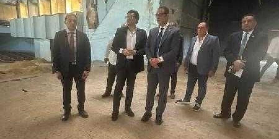 وزير الثقافة ومحافظ الفيوم يتفقدان قصر ثقافة الفيوم