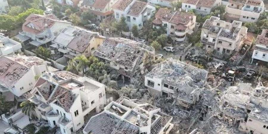 باحث سياسي لـ"حديث القاهرة": إسرائيل تتجول في سماء إيران والدفاعات الإيرانية مكشوفة تمامًا