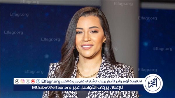 مصطفى قمر يتعاون مع المخرجة بتول عرفة في كليب “صناعة مصرية”