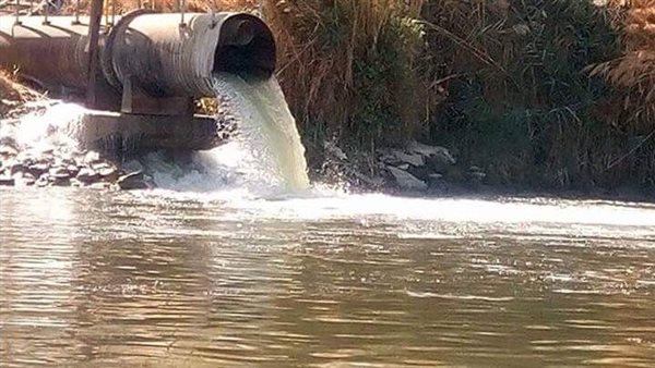 بماذا ينص القانون حول عقوبة إلقاء المخلفات بمياه النيل؟