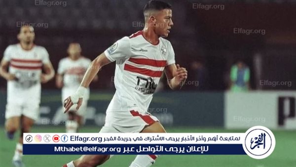 تعليمات خاصة لـ محمد شحاتة على هامش مران الزمالك في كينيا