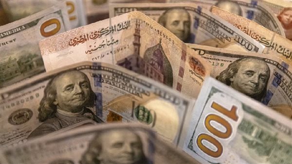 سعر الدولار في ثاني أيام العطلة اليوم السبت بماكينات الصرف الآلي