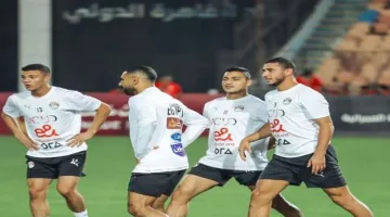 الوطن سبورت | محمد صلاح يجتمع بلاعبي منتخب مصر.. ومحاضرة فنية لحسام حسن