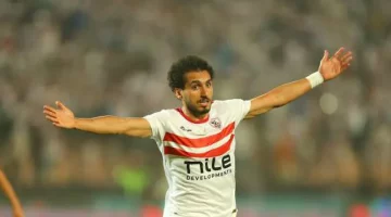 الوطن سبورت | أحمد حمدي يساند لاعبي الزمالك أمام بيراميدز من ملعب «آل نهيان»